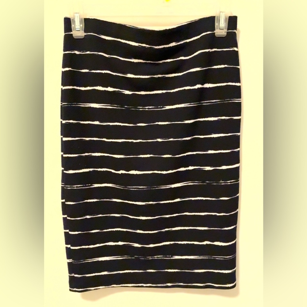 Elegant navy and White Striped Skirt